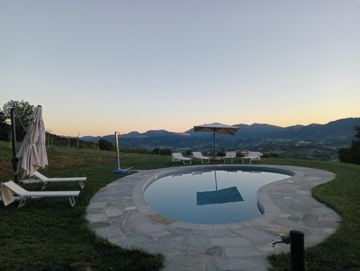 Agriturismo Valdifiori Sassoferrato Bagian luar foto