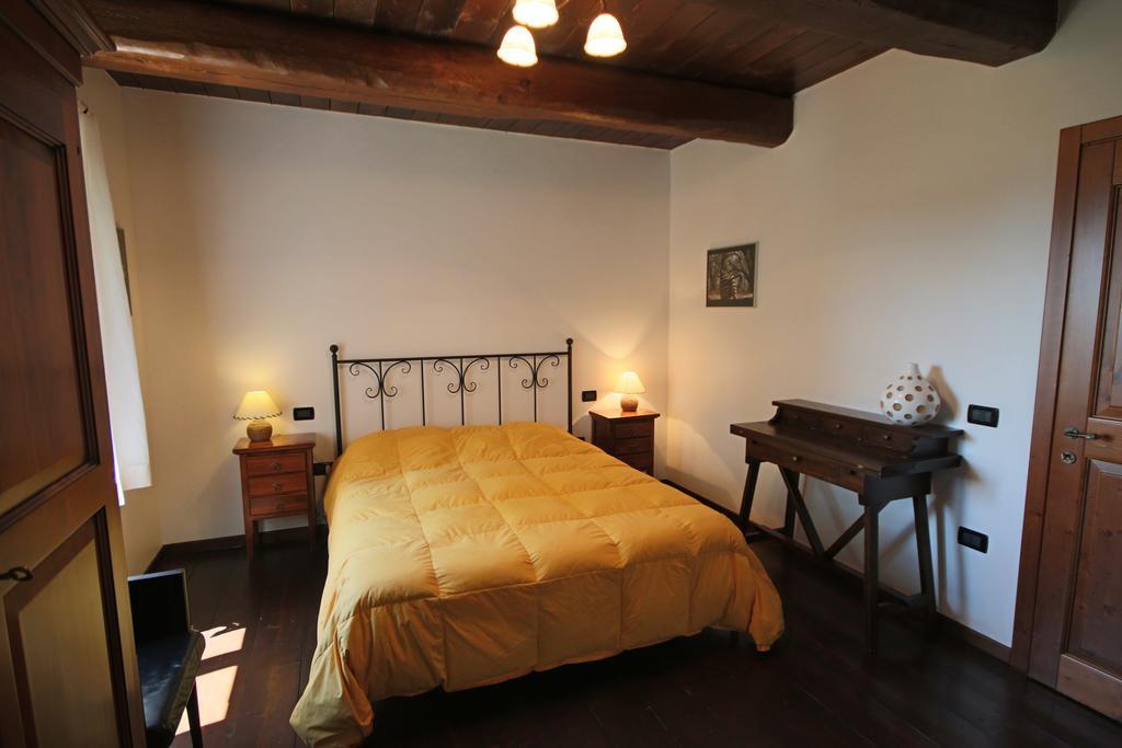 Agriturismo Valdifiori Sassoferrato Ruang foto