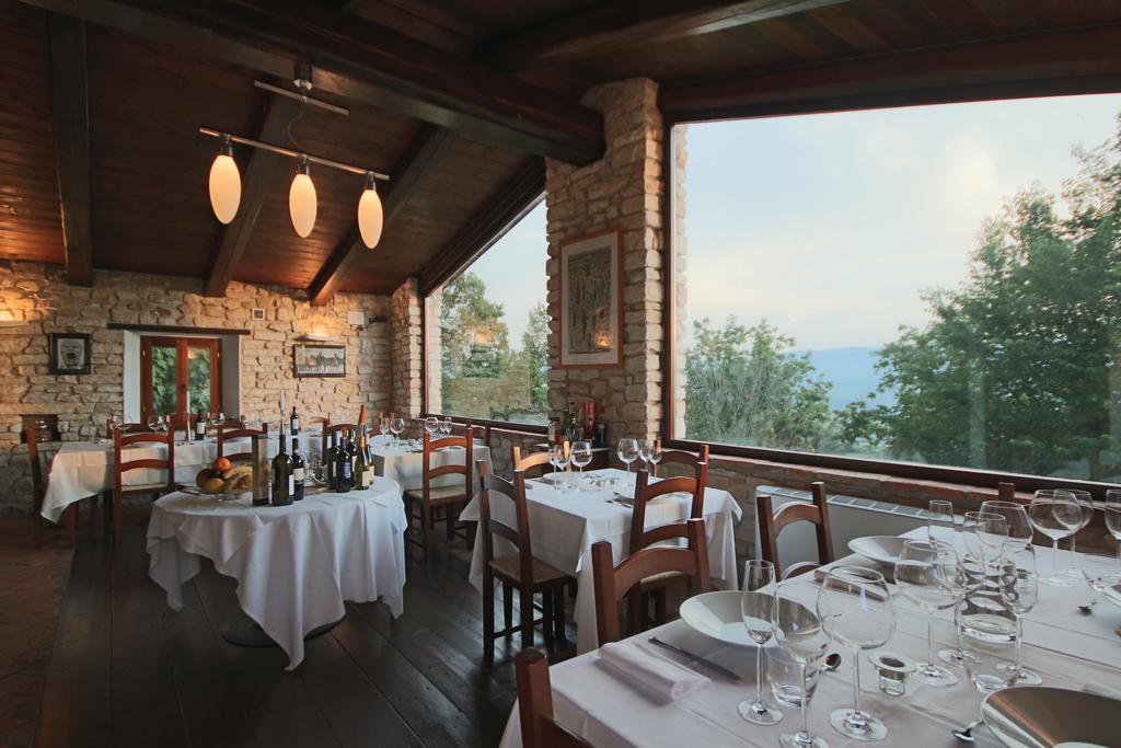 Agriturismo Valdifiori Sassoferrato Bagian luar foto